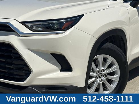 Used 2024 Toyota Grand Highlander FWD image 6