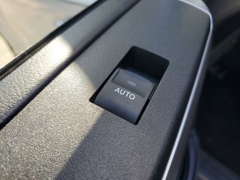 Used 2023 Toyota 4Runner Limited image 17