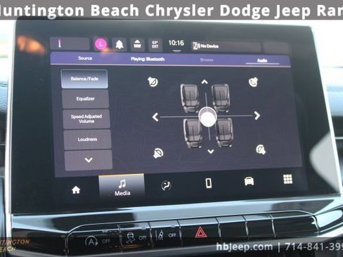 Used 2023 Jeep Compass Altitude image 29