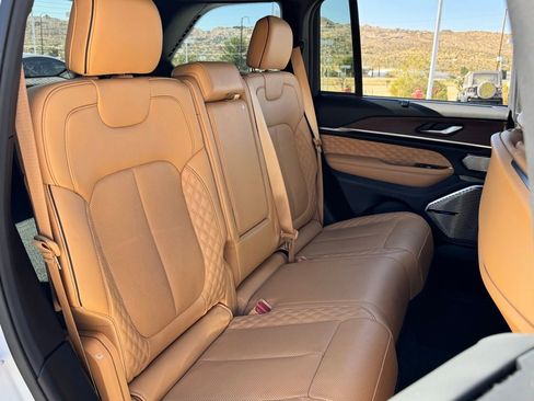 Used 2023 Jeep Grand Cherokee Summit w/ Luxury Tech Group V AWD/4WD image 32