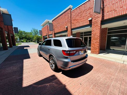 Used 2019 Dodge Durango R/T RWD image 4