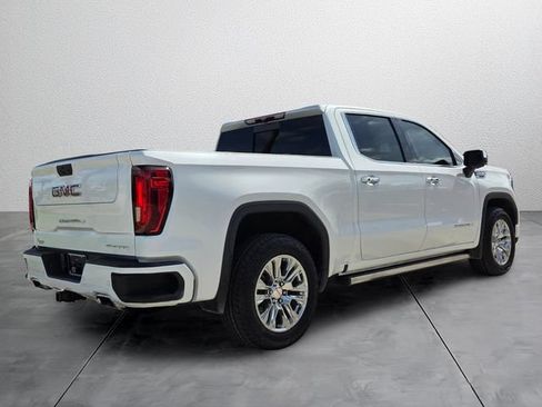 Used 2023 GMC Sierra 1500 Denali AWD/4WD image 4