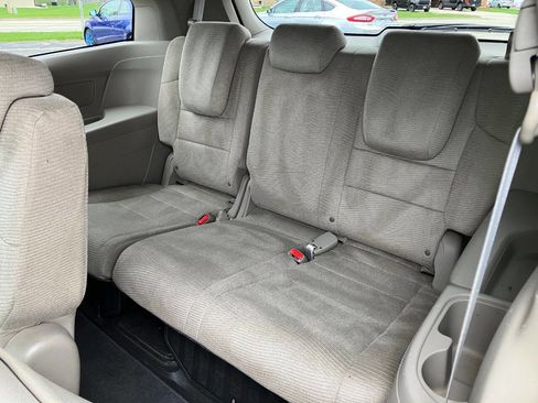 Used 2011 Honda Odyssey EX image 12