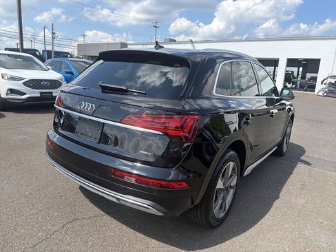 Used 2023 Audi Q5 2.0T Premium w/ Convenience Package AWD/4WD image 5
