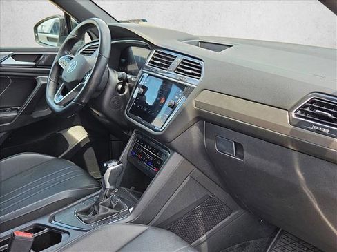 Used 2023 Volkswagen Tiguan SE R-Line FWD image 18