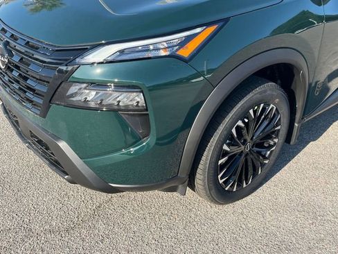 New 2026 Nissan Rogue SV FWD image 8