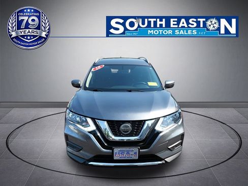 Used 2018 Nissan Rogue SV AWD/4WD image 3