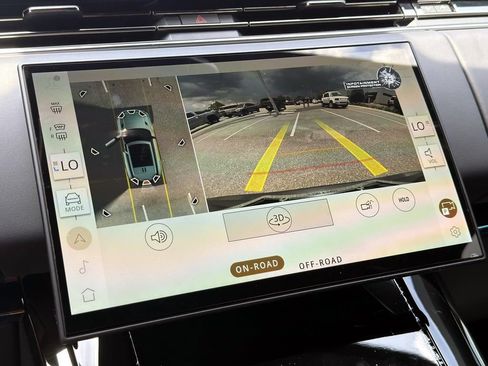 New 2026 Land Rover Range Rover Sport SE AWD/4WD image 22