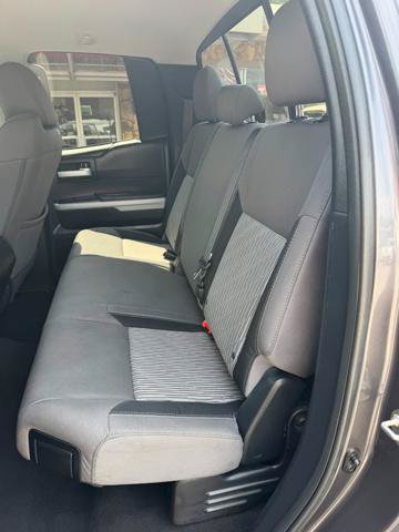 Used 2014 Toyota Tundra SR5 w/ SR5 Upgrade Package AWD/4WD image 6
