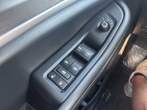 Used 2022 Jeep Grand Cherokee L Limited image 20