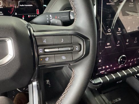 New 2026 GMC Yukon AT4 w/ AT4 Premium Package image 28