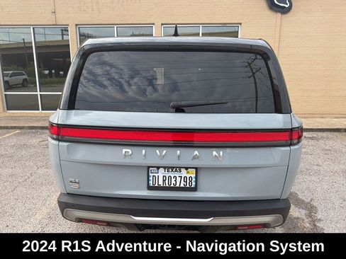 Used 2024 Rivian R1S Adventure AWD/4WD image 10