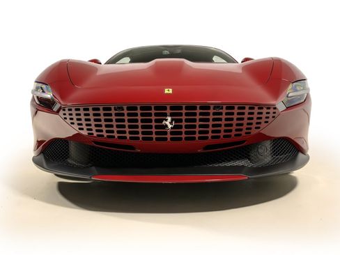 Certified 2022 Ferrari Roma RWD image 10