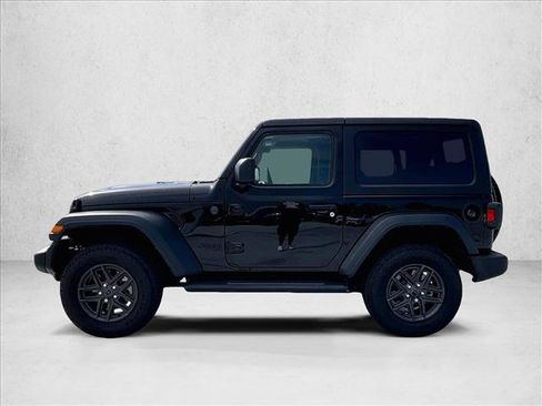 Used 2025 Jeep Wrangler Sport AWD/4WD image 6