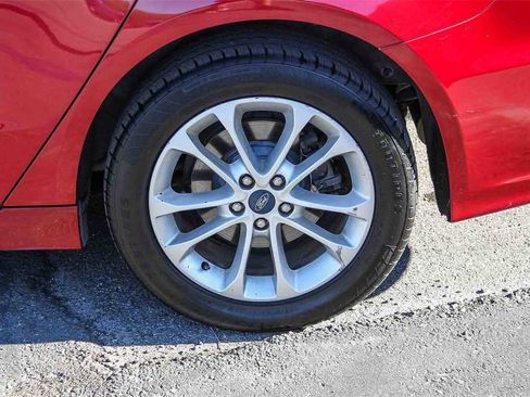 Used 2019 Ford Fusion SEL image 10