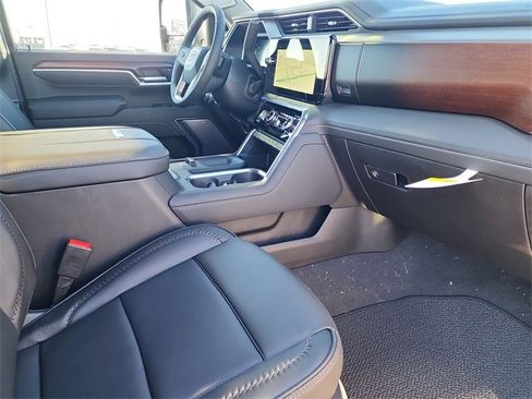 New 2026 GMC Sierra 2500 Denali w/ Denali Reserve Package image 21