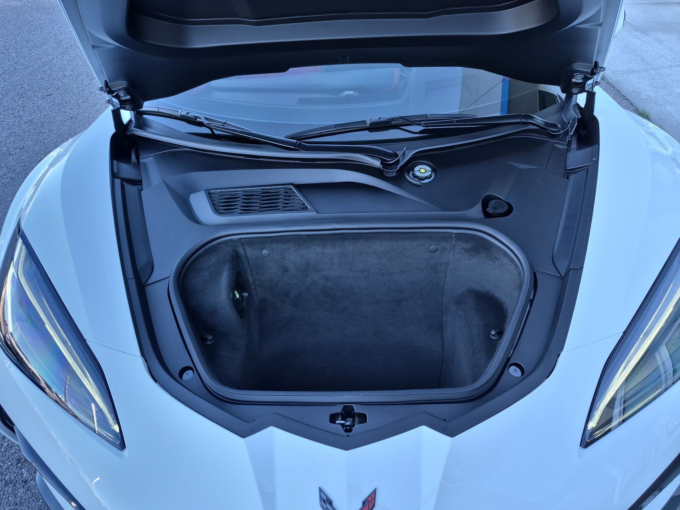 Used 2026 Chevrolet Corvette Z06 RWD image 31