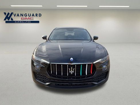 Used 2018 Maserati Levante Base image 9