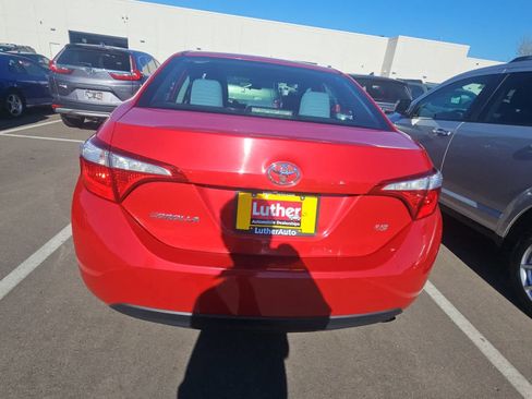 Used 2016 Toyota Corolla LE FWD image 5