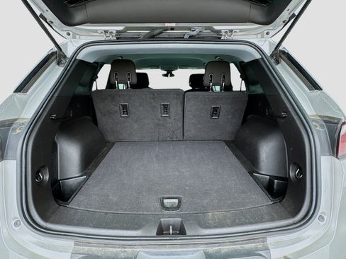 Used 2021 Chevrolet Blazer LT image 17