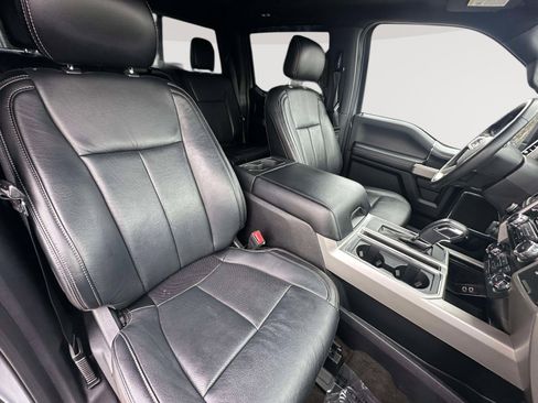 Used 2020 Ford F150 Lariat image 28