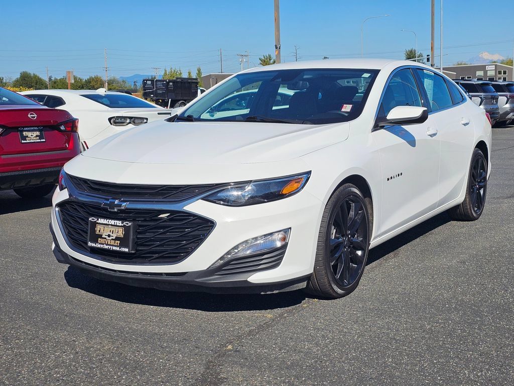 Used 2024 Chevrolet Malibu LT w/ Sport Edition FWD image 7