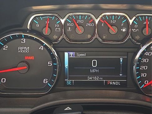 Used 2018 Chevrolet Silverado 1500 LT w/ Texas Edition image 30