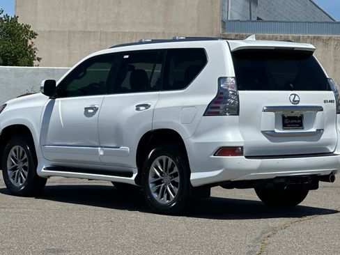 Used 2019 Lexus GX 460 Luxury AWD/4WD image 7