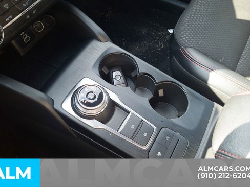 Used 2025 Ford Escape ST-Line image 11