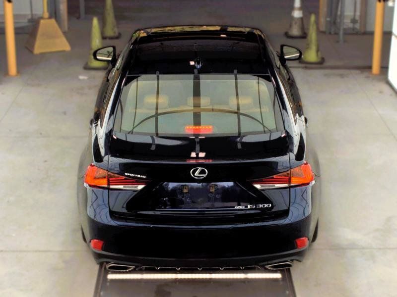 Used 2019 Lexus IS 300 AWD w/ Navigation Package image 5