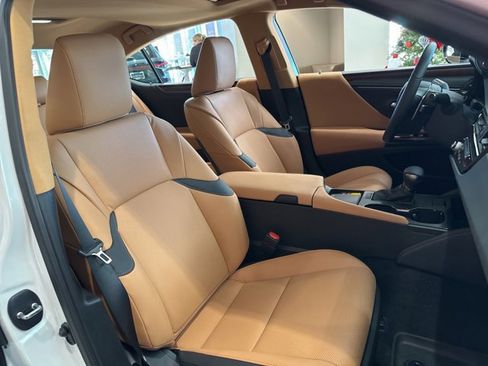 New 2025 Lexus ES 350 w/ Premium Package image 46