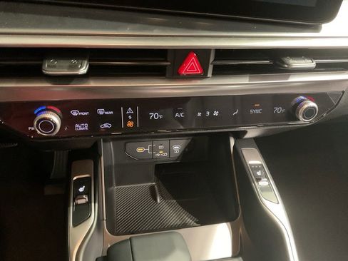 New 2026 Kia Sorento S image 14