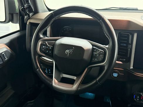 Used 2022 Ford Bronco Outer Banks w/ Sasquatch Package image 19