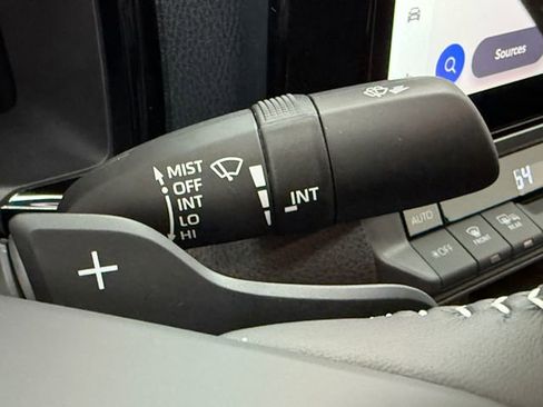 Used 2026 Toyota Camry SE w/ Multimedia Upgrade Package image 12