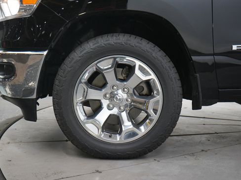 Used 2019 RAM 1500 Big Horn AWD/4WD image 29