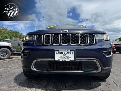 Used 2018 Jeep Grand Cherokee Limited AWD/4WD image 26