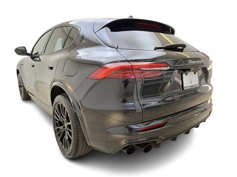 New 2025 Maserati Grecale Modena image 9