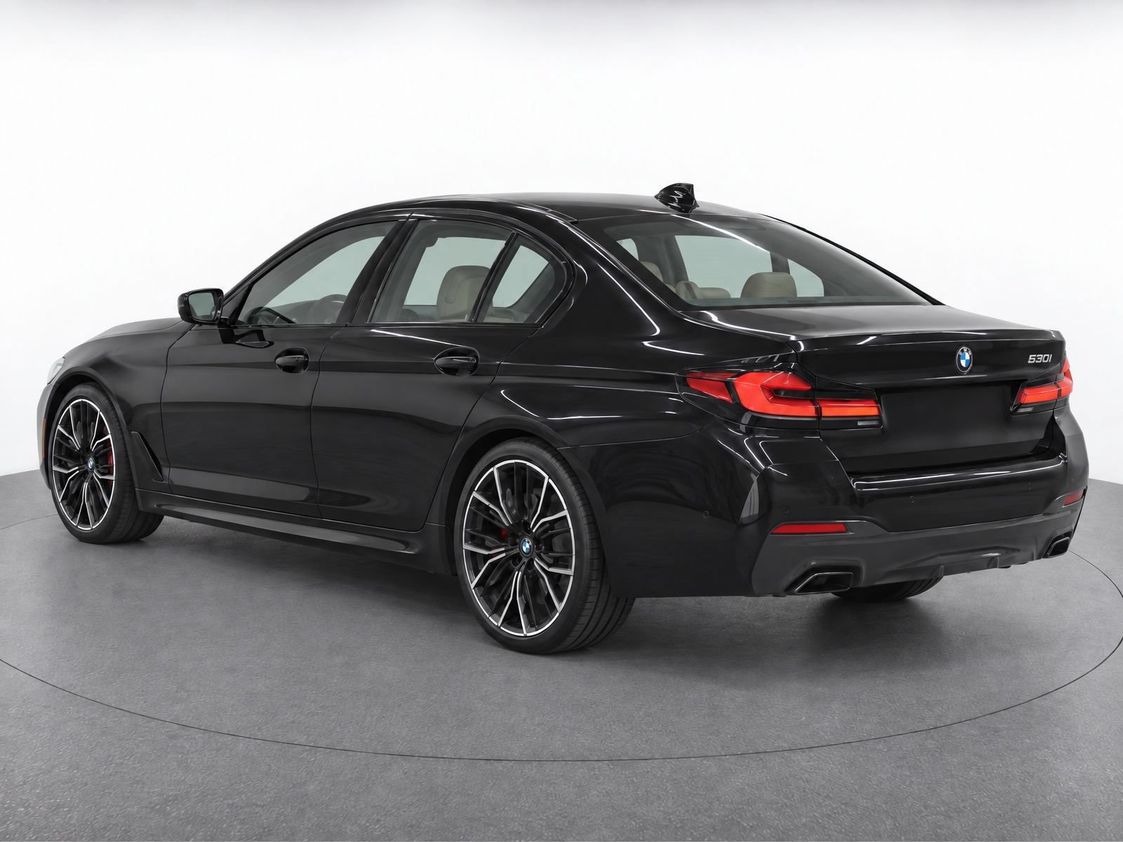 Used 2023 BMW 530i w/ M Sport Package RWD image 7