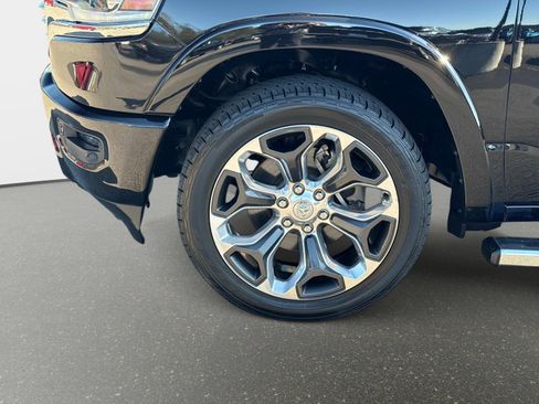 Used 2021 RAM 1500 Limited w/ Body Color Bumper Group image 11