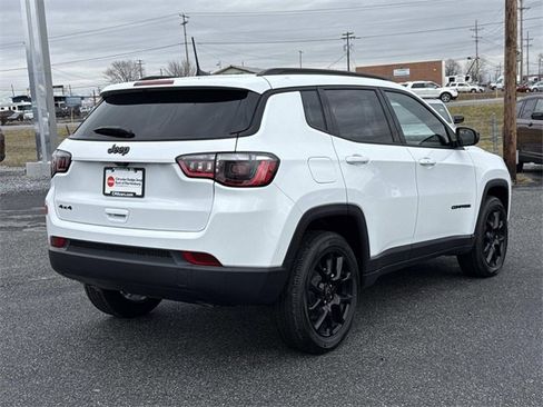 New 2026 Jeep Compass Latitude image 24