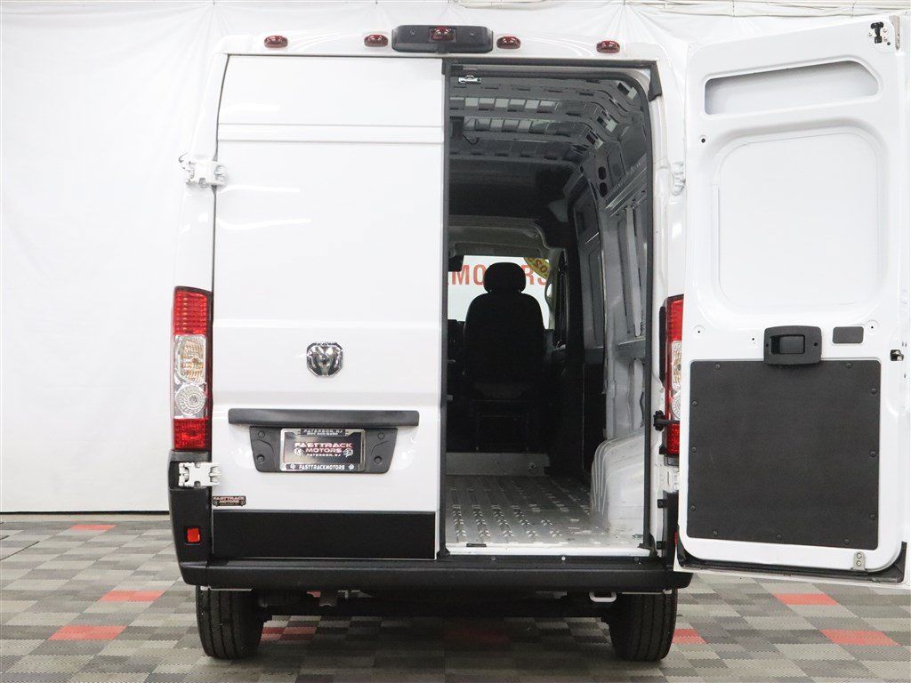 Used 2025 RAM ProMaster 2500 w/ Convenience Group FWD image 6
