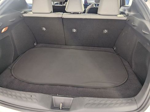 Used 2019 Toyota C-HR XLE FWD image 26