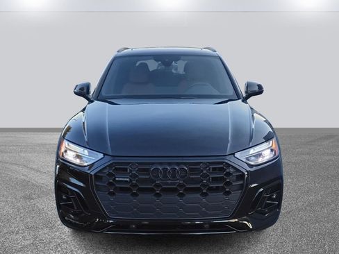 Certified 2025 Audi Q5 e Premium Plus image 2