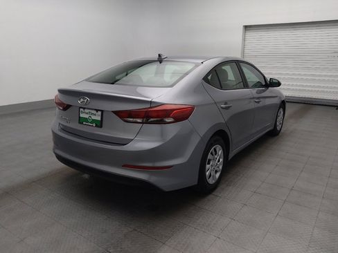 Used 2017 Hyundai Elantra SE FWD image 9