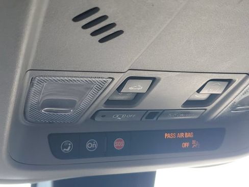 Certified 2021 GMC Terrain SLE w/ Driver Convenience Package FWD image 30