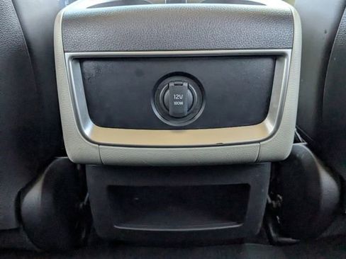 Certified 2024 Kia Carnival LX image 18