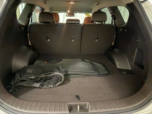 Used 2019 Hyundai Santa Fe SE image 25