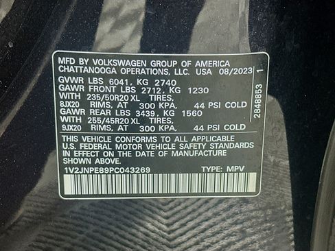 Used 2023 Volkswagen ID.4 Pro S Plus AWD/4WD image 12
