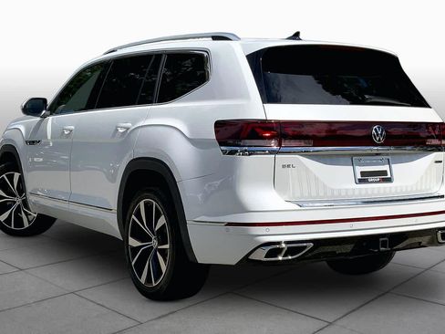 Used 2024 Volkswagen Atlas SEL Premium R-Line AWD/4WD image 12