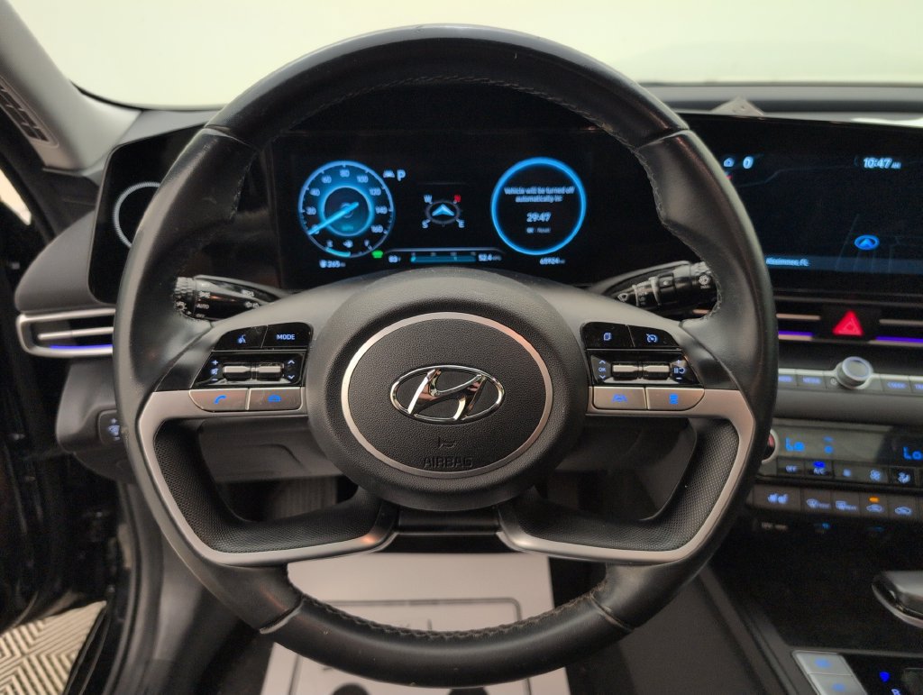 Used 2023 Hyundai Elantra Limited FWD image 36
